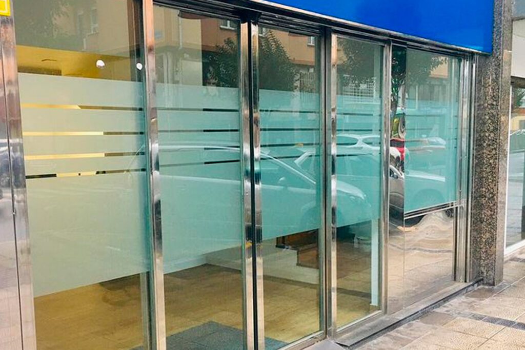 Imagen-Vinilos-Cristal-1-Decograf